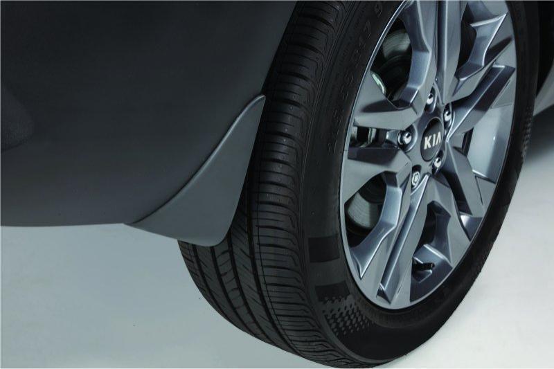 2023 Kia Seltos Splash Guards - Midtown Accessories