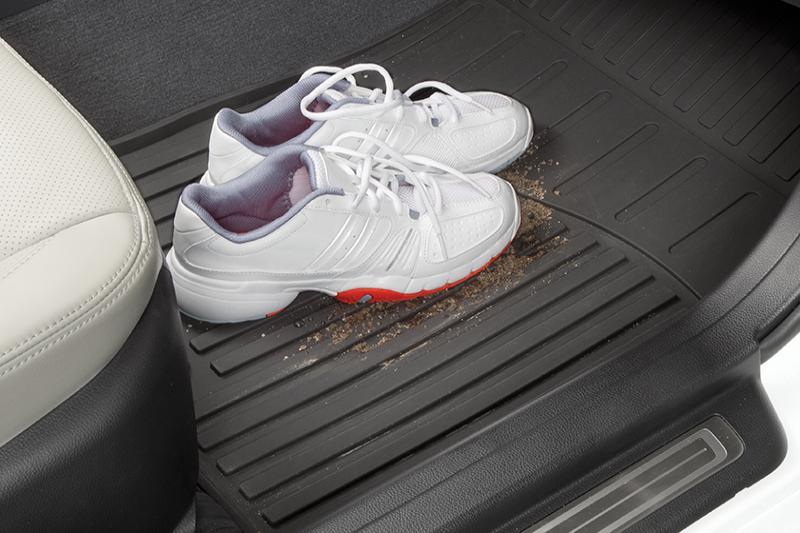 Kia Cadenza All-Weather Floor Mats / 2014-2020 - Midtown Accessories
